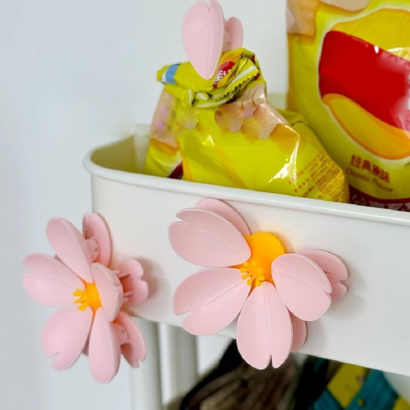 Clip Magnetica Sakura, Gadget  - Food Storage Of Plants recensione e prezzo